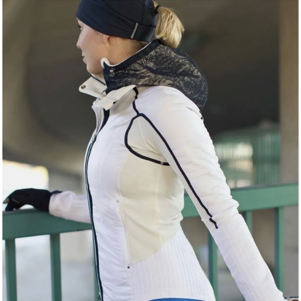 Lululemon Athletica White and Black Ski Jacket High Collar